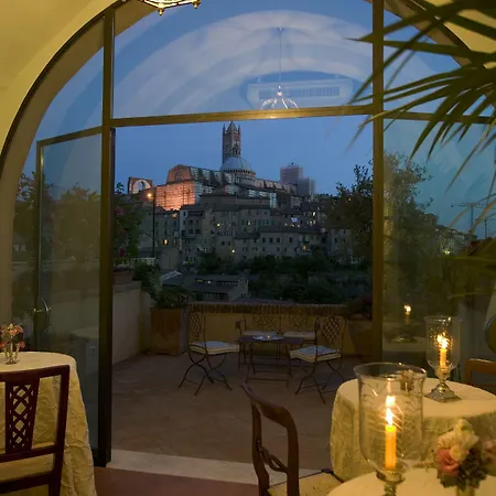 Oda ve Kahvaltı Residenza D'epoca Campo Regio Relais Siena