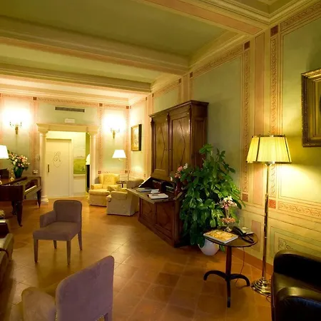 Oda ve Kahvaltı Residenza D'epoca Campo Regio Relais 4*