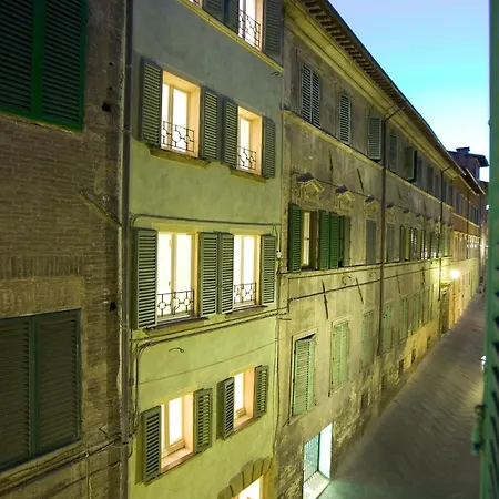 Bed & Breakfast Residenza D'epoca Campo Regio Relais Siena