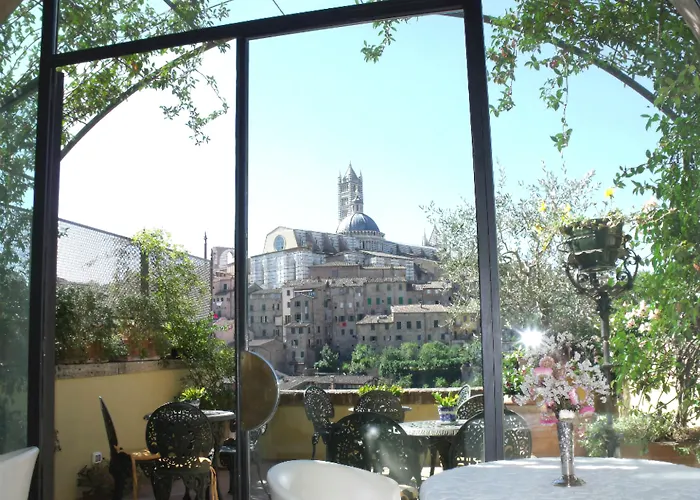 Residenza D'epoca Campo Regio Relais Siena